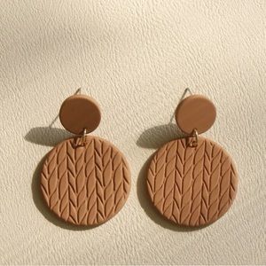 Brown acrylic, round drop earrings
